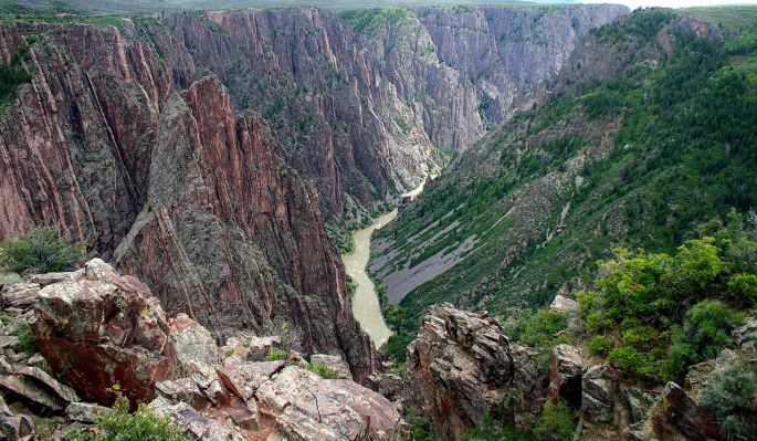 Black_Canyon_and_Gunnison_River